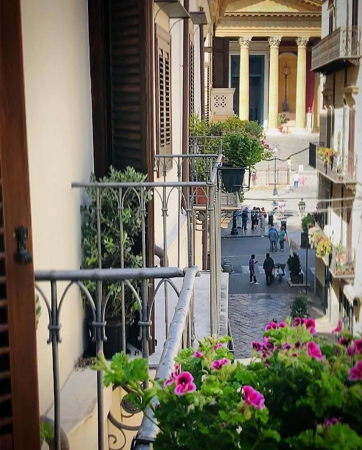 Maison Opera Palermo